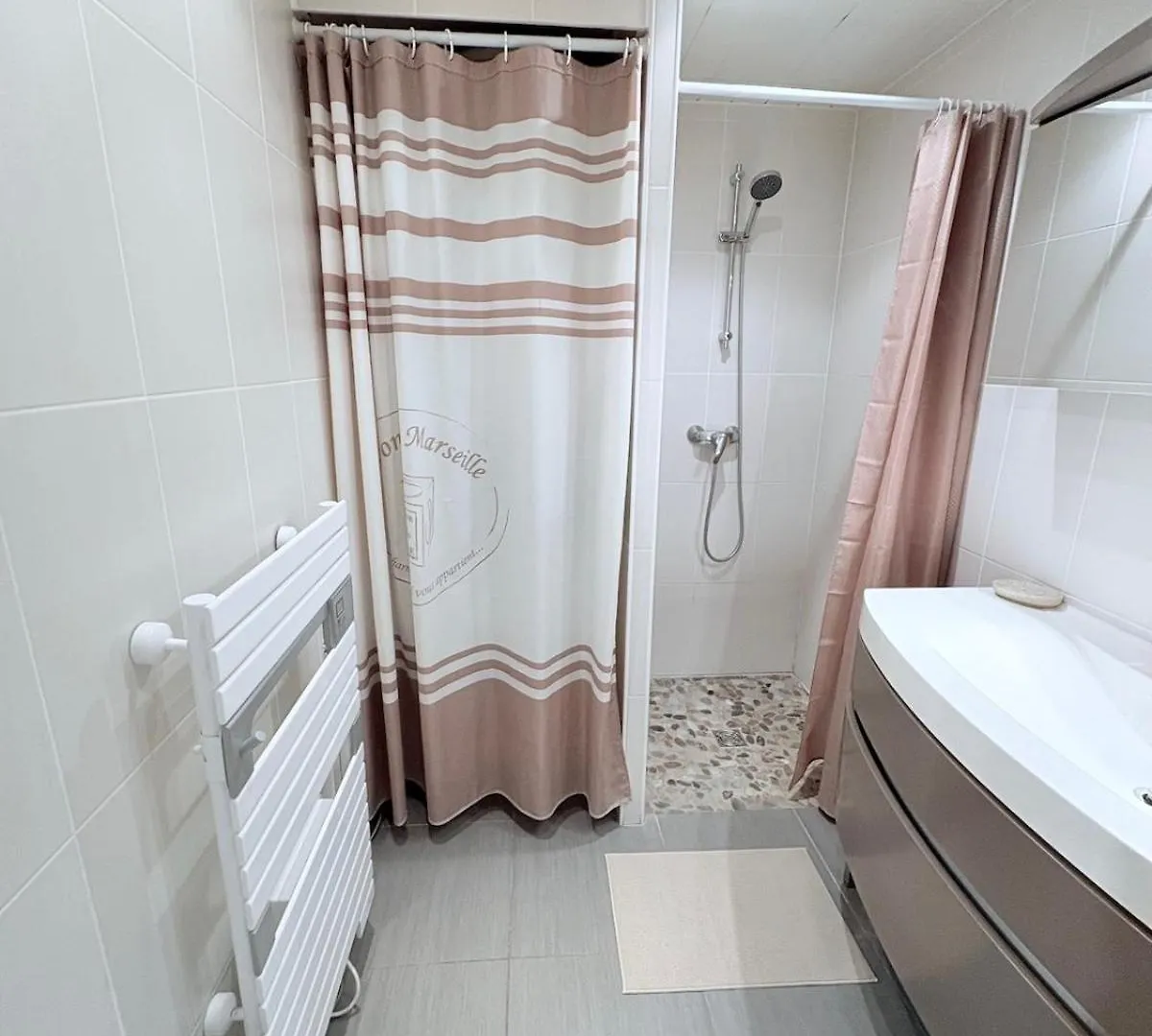 Apartment 2-Room Pool, Beach And Harbor Le Pradet